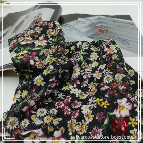 poly spx crinkle jacquard knit printed fabric